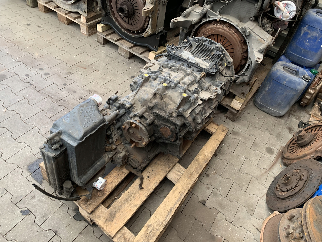 SKRZYNIA BIEGÓW AUTOMATYCZNA MAN TGX 12AS2131TD - Caja de cambios para Camión: foto 5 SKRZYNIA BIEGÓW AUTOMATYCZNA MAN TGX 12AS2131TD - Caja de cambios para Camión: foto 5