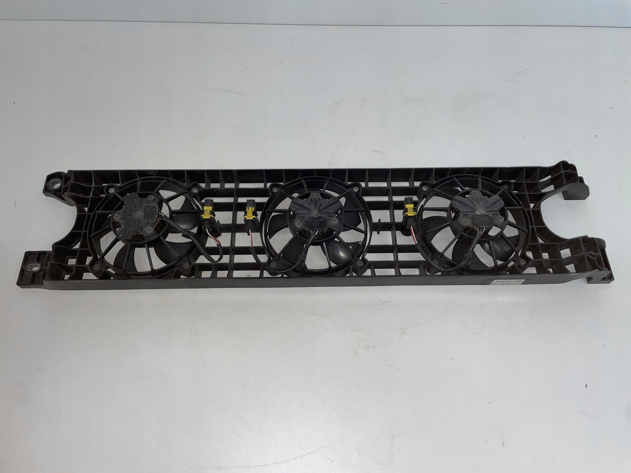 WENTYLATOR CHŁODNICY KLIMATYZACJI MAN TGX TGS 3 TG3 81619306103 - Calefacción/ Ventilación para Camión: foto 1 WENTYLATOR CHŁODNICY KLIMATYZACJI MAN TGX TGS 3 TG3 81619306103 - Calefacción/ Ventilación para Camión: foto 1