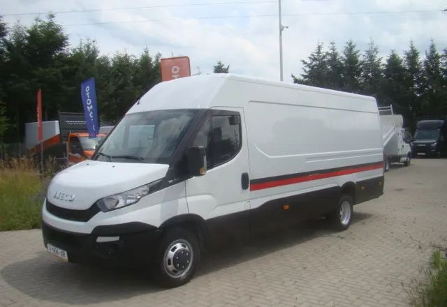 Iveco DAILY 35 C 15 MAXI BLIŹNIAKI 3.5T - Furgón: foto 2 Iveco DAILY 35 C 15 MAXI BLIŹNIAKI 3.5T - Furgón: foto 2