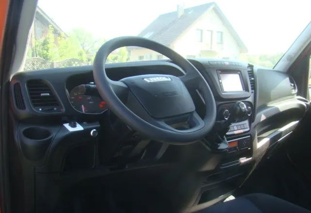 Caja abierta furgoneta Iveco DAILY 35 C 15 WINDA 750KG 3.5T NA HAKU: foto 12 Caja abierta furgoneta Iveco DAILY 35 C 15 WINDA 750KG 3.5T NA HAKU: foto 12