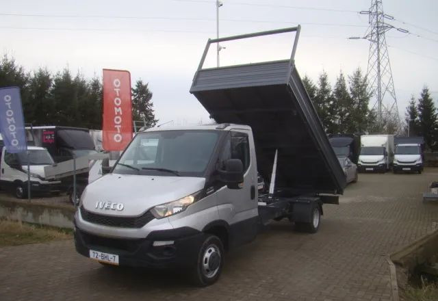 Iveco DAILY 50 C 17 3-STRONNA WYWROTKA 4.80M 3.5T - Volquete furgoneta: foto 3 Iveco DAILY 50 C 17 3-STRONNA WYWROTKA 4.80M 3.5T - Volquete furgoneta: foto 3