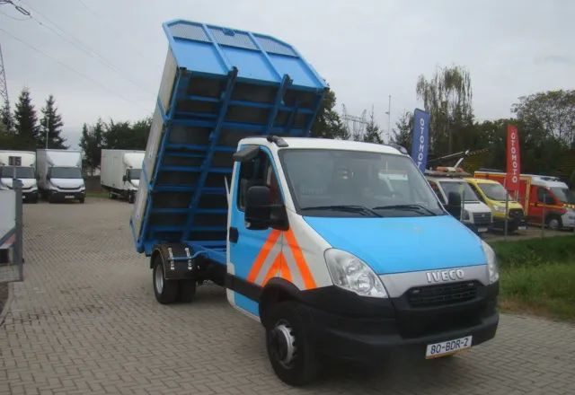 Iveco DAILY 70 C 15 3.0TDI 3.5T 3.65M WYWROTKA - Volquete furgoneta: foto 3 Iveco DAILY 70 C 15 3.0TDI 3.5T 3.65M WYWROTKA - Volquete furgoneta: foto 3