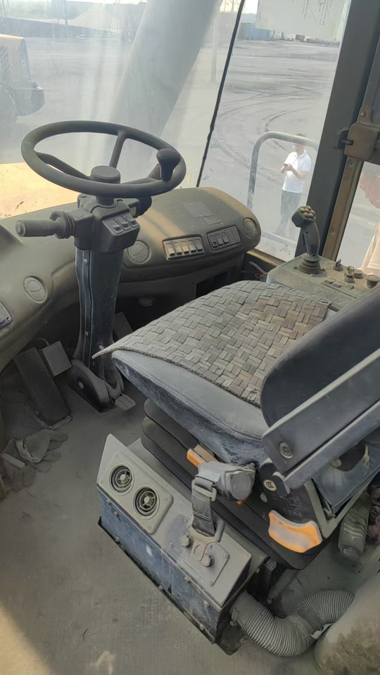 Sany 45 TON RSC450C - Reach stacker: foto 3 Sany 45 TON RSC450C - Reach stacker: foto 3