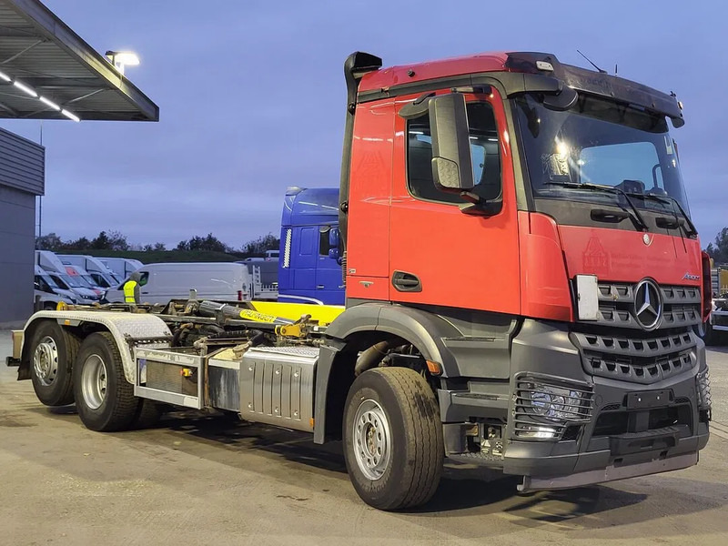 Mercedes-Benz Arocs 2648 Arocs 2648 - Camión con equipo de cable: foto 5 Mercedes-Benz Arocs 2648 Arocs 2648 - Camión con equipo de cable: foto 5