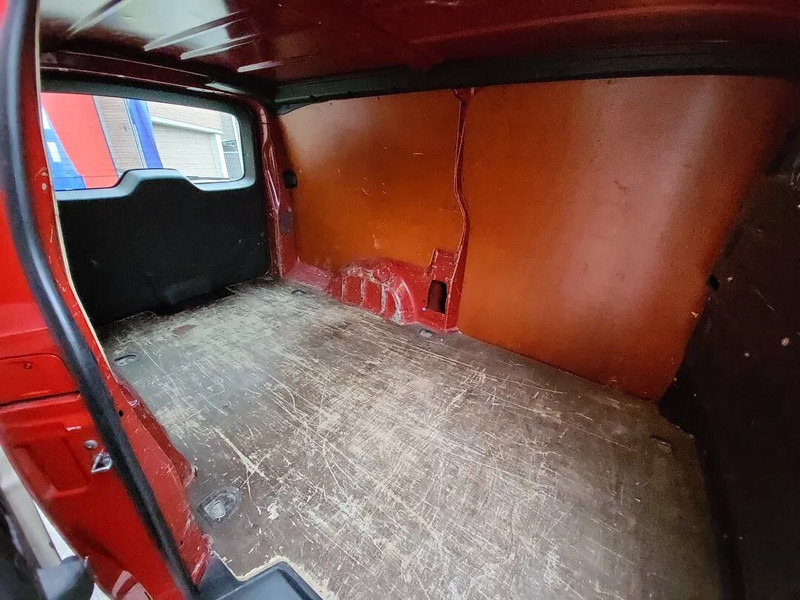 Furgoneta pequeña Toyota ProAce: foto 8 Furgoneta pequeña Toyota ProAce: foto 8