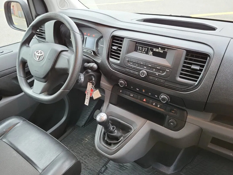 Furgoneta pequeña Toyota ProAce: foto 12 Furgoneta pequeña Toyota ProAce: foto 12