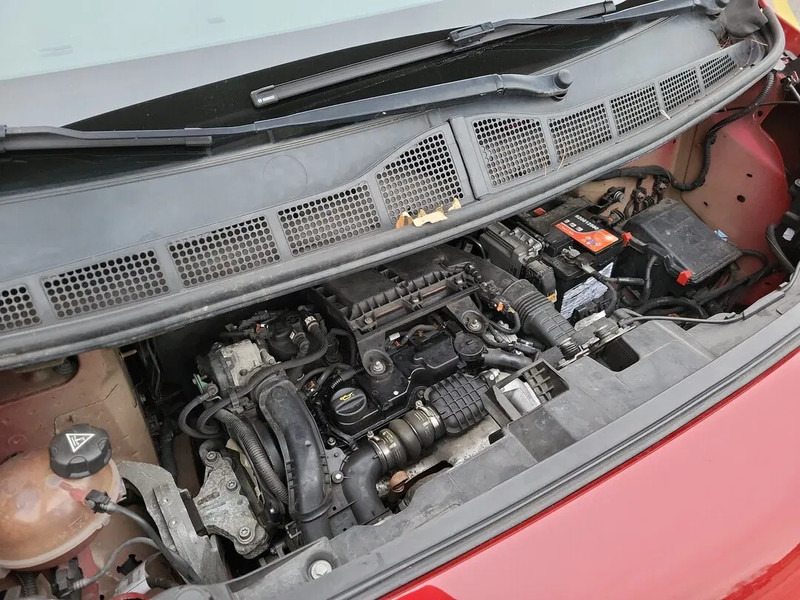 Furgoneta pequeña Toyota ProAce: foto 10 Furgoneta pequeña Toyota ProAce: foto 10