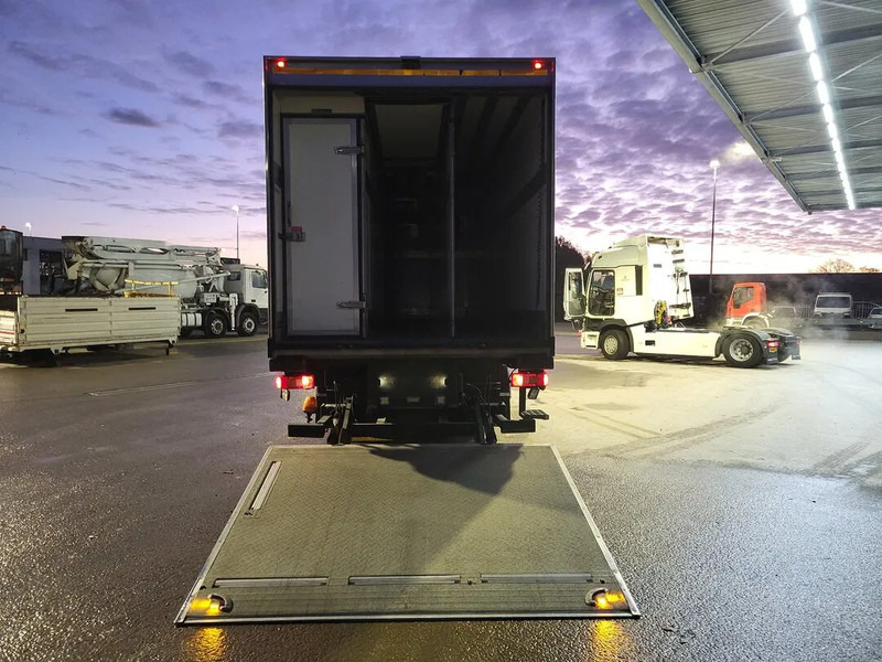 Volvo FM 330 Automatic Taillift Clima Cruise PTO LED Refrigerated Truck Euro6 2015 - Camión frigorífico: foto 5 Volvo FM 330 Automatic Taillift Clima Cruise PTO LED Refrigerated Truck Euro6 2015 - Camión frigorífico: foto 5