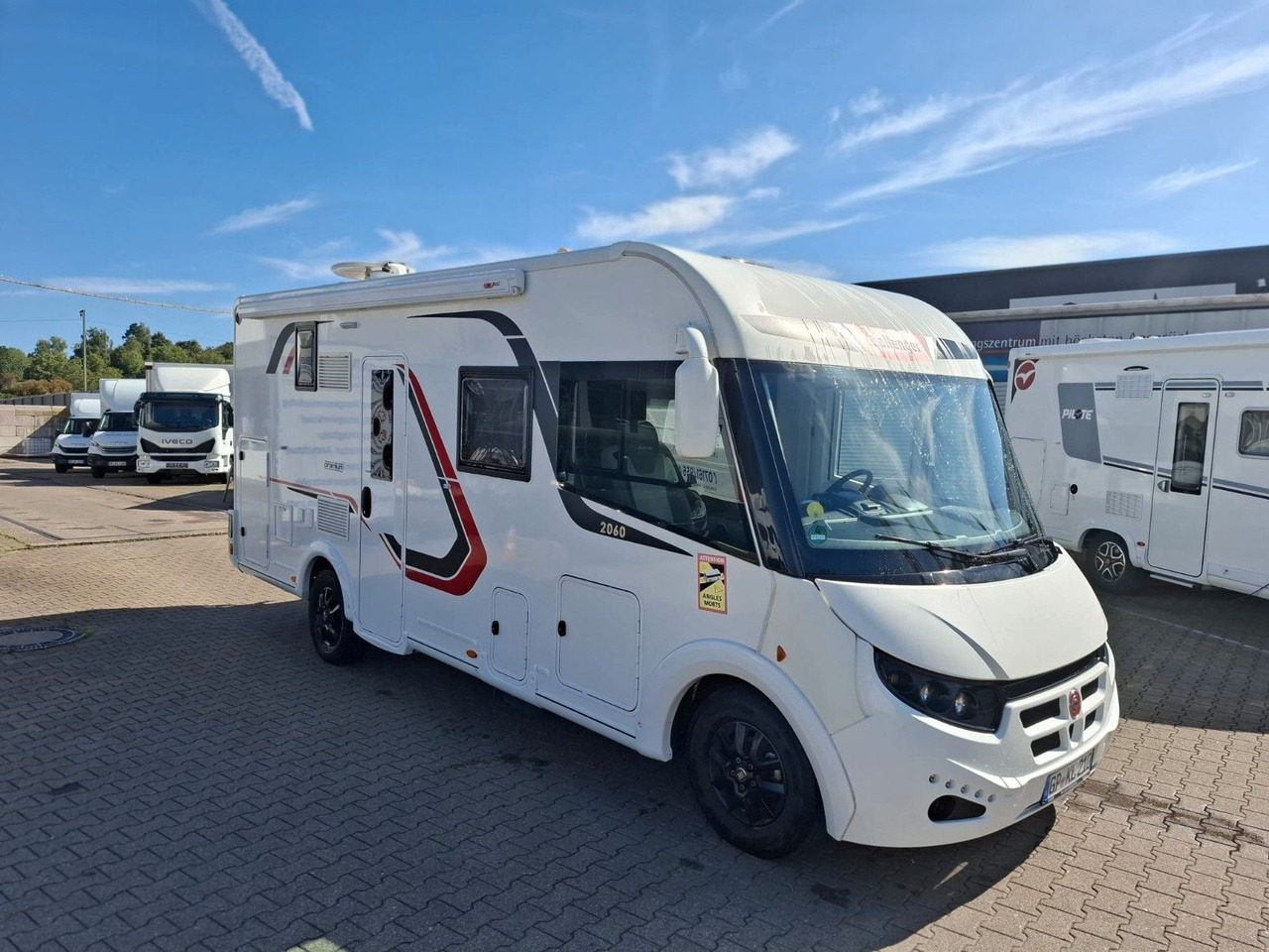 Challenger 2060 - Autocaravana integral: foto 2 Challenger 2060 - Autocaravana integral: foto 2