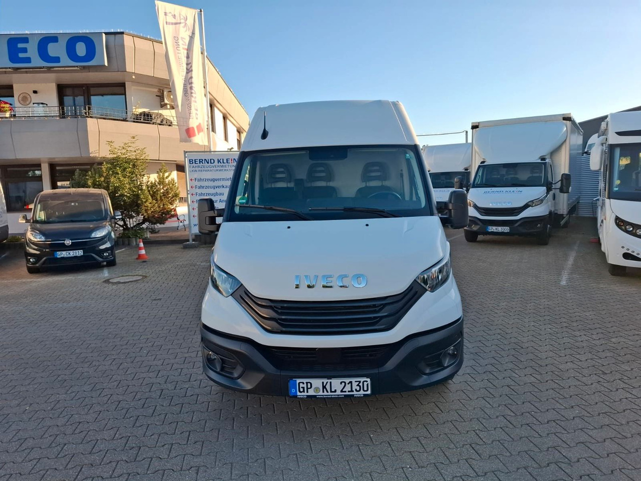 Iveco 35-160V/P, Luftfed., KLima, HiMatic, DAB,. - Furgón: foto 2 Iveco 35-160V/P, Luftfed., KLima, HiMatic, DAB,. - Furgón: foto 2