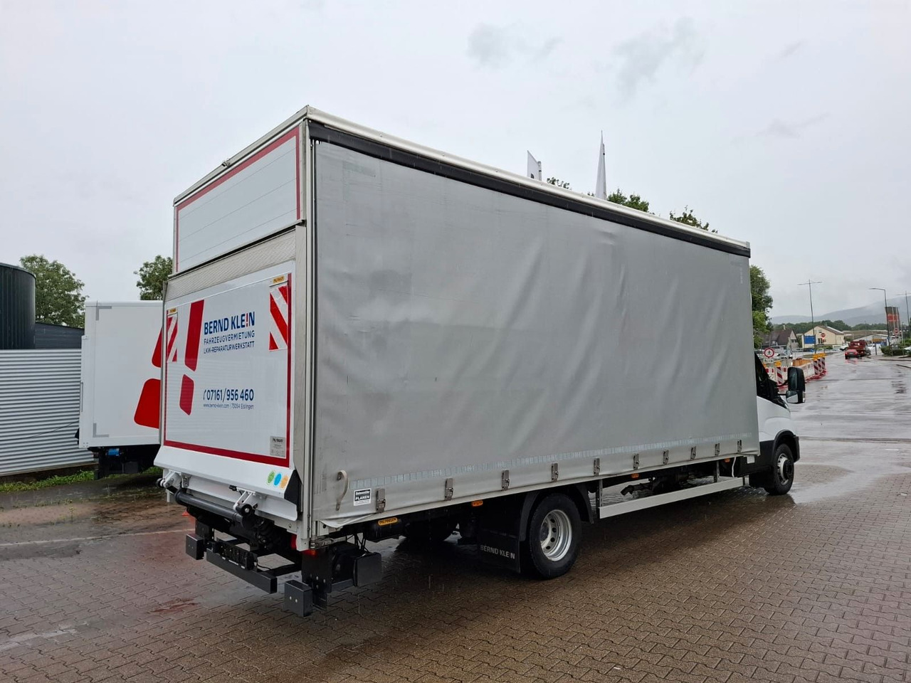 Iveco 72-210A8/P, Klima, Luft, HiMatic, LBW, RFK, - Furgoneta con caja de lona: foto 2 Iveco 72-210A8/P, Klima, Luft, HiMatic, LBW, RFK, - Furgoneta con caja de lona: foto 2