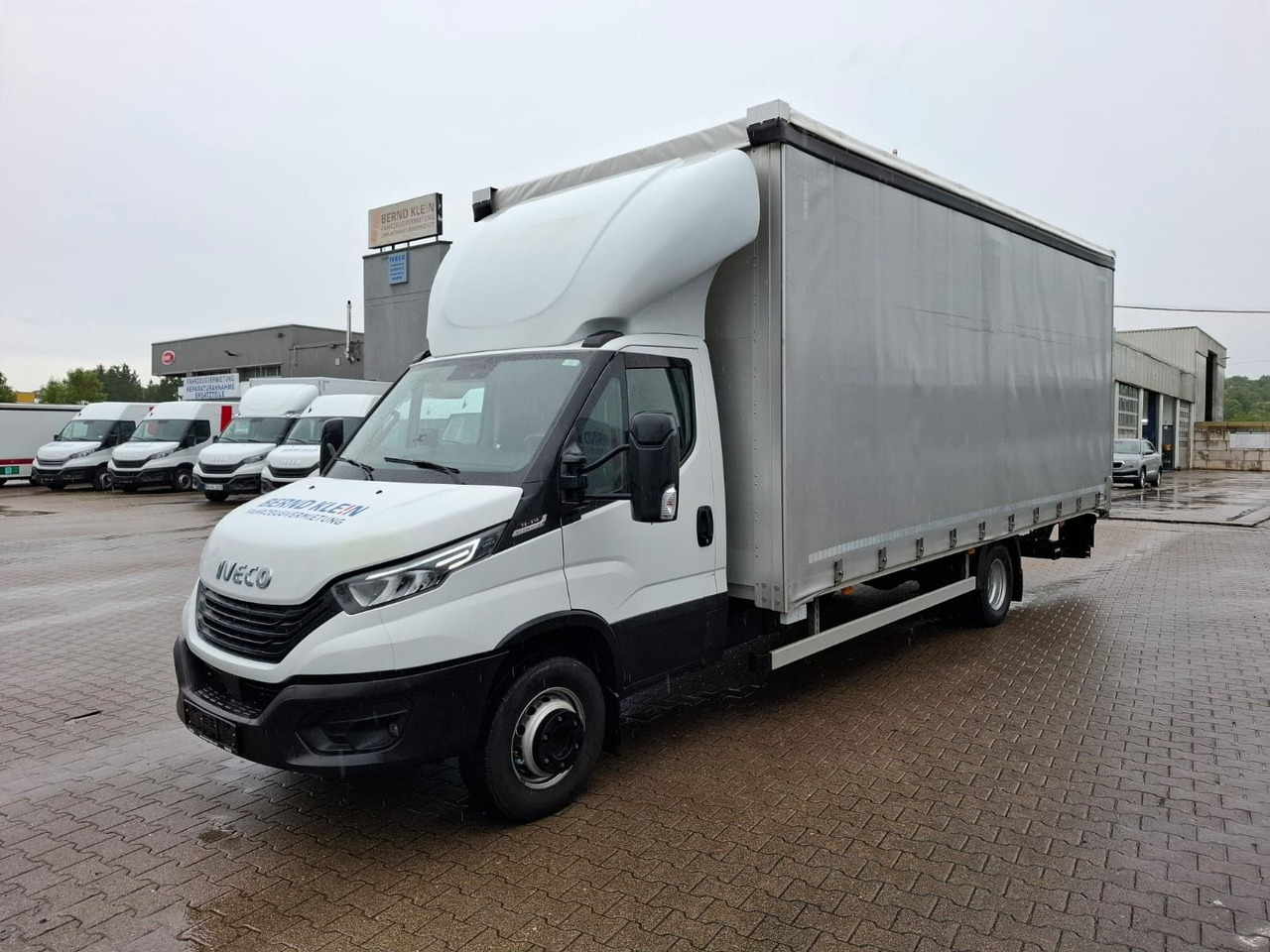 Iveco 72-210A8/P, Klima, Luft, HiMatic, LBW, RFK, - Furgoneta con caja de lona: foto 1 Iveco 72-210A8/P, Klima, Luft, HiMatic, LBW, RFK, - Furgoneta con caja de lona: foto 1