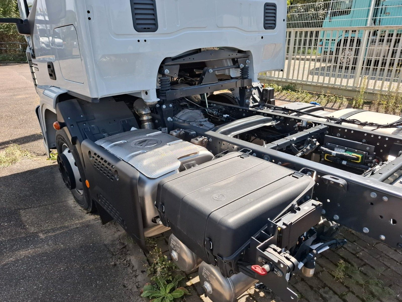 Iveco ML 140-280 FFH, Fahrgestell, Luft, Klima, ... - Camión chasis: foto 4 Iveco ML 140-280 FFH, Fahrgestell, Luft, Klima, ... - Camión chasis: foto 4