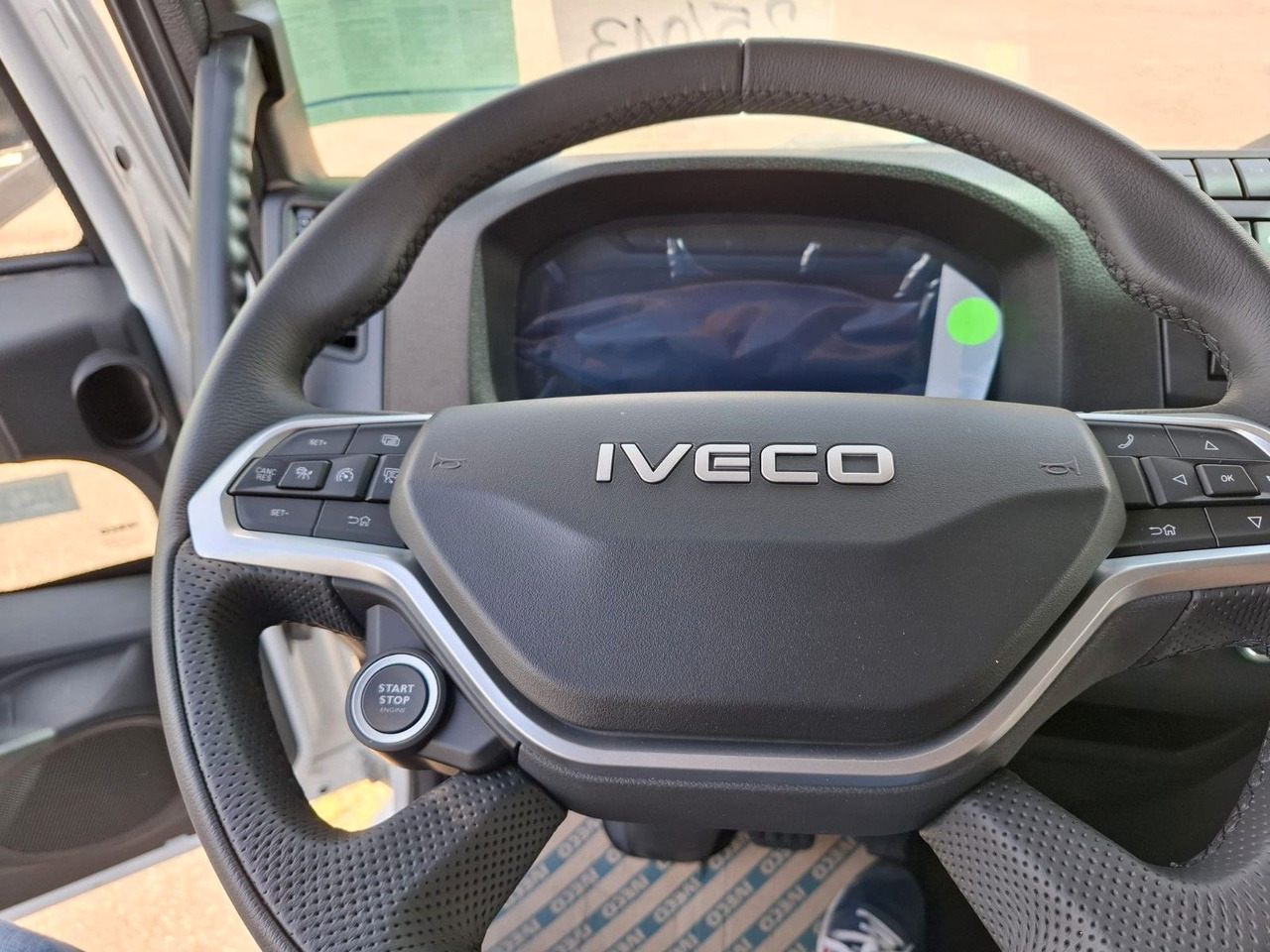 Iveco ML 140-280 FFH, Fahrgestell, Luft, Klima, ... - Camión chasis: foto 5 Iveco ML 140-280 FFH, Fahrgestell, Luft, Klima, ... - Camión chasis: foto 5