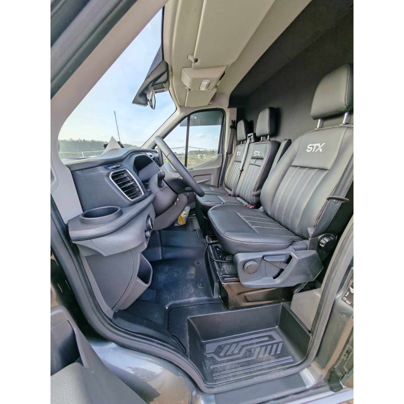 STX Ford Transit by Stephex - Camión para caballos: foto 4 STX Ford Transit by Stephex - Camión para caballos: foto 4