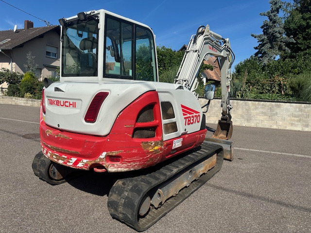 TAKEUCHI TB 370 - Miniexcavadora: foto 4 TAKEUCHI TB 370 - Miniexcavadora: foto 4