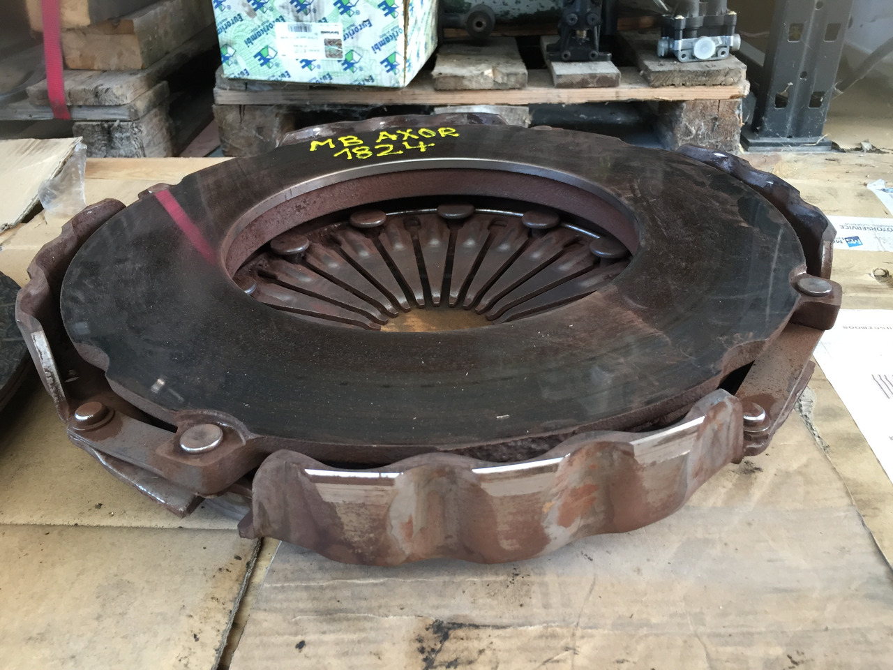 Maza de embrague para Camión Gebrauchte Kupplungsdruckplatte MB Axor 1824, Motor Typ : OM 906 LA, Artikel - Nr. : A 007 250 15 04: foto 7 Maza de embrague para Camión Gebrauchte Kupplungsdruckplatte MB Axor 1824, Motor Typ : OM 906 LA, Artikel - Nr. : A 007 250 15 04: foto 7