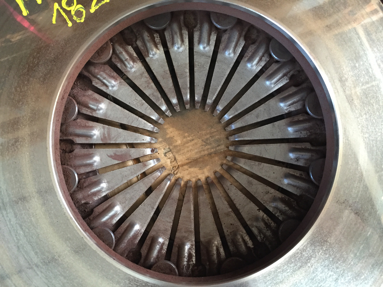 Maza de embrague para Camión Gebrauchte Kupplungsdruckplatte MB Axor 1824, Motor Typ : OM 906 LA, Artikel - Nr. : A 007 250 15 04: foto 8 Maza de embrague para Camión Gebrauchte Kupplungsdruckplatte MB Axor 1824, Motor Typ : OM 906 LA, Artikel - Nr. : A 007 250 15 04: foto 8