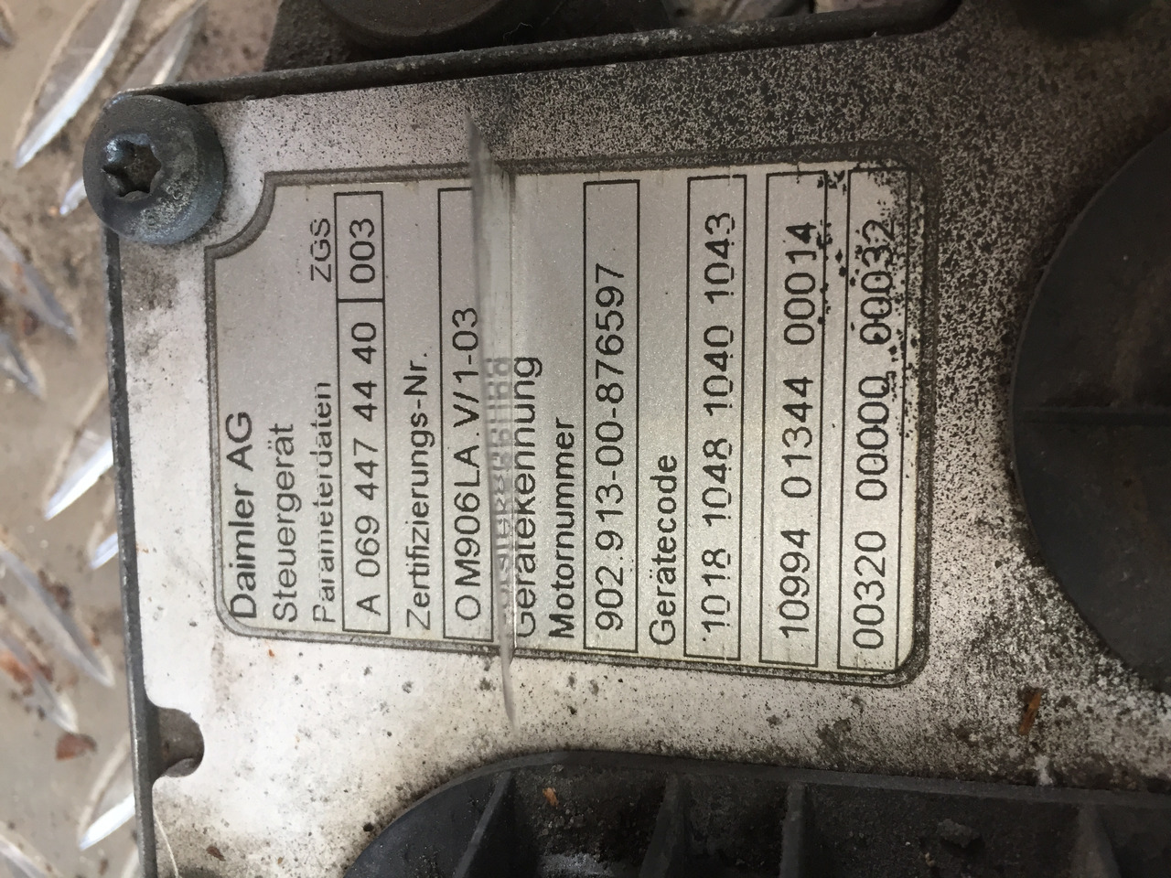 Gebrauchtes Motor - Steuergerät MB Axor 1824, Typ OM 906 LA, Euro 5, Artikel - Nr. : A 001 446 33 40 - Unidad de control para Camión: foto 4 Gebrauchtes Motor - Steuergerät MB Axor 1824, Typ OM 906 LA, Euro 5, Artikel - Nr. : A 001 446 33 40 - Unidad de control para Camión: foto 4