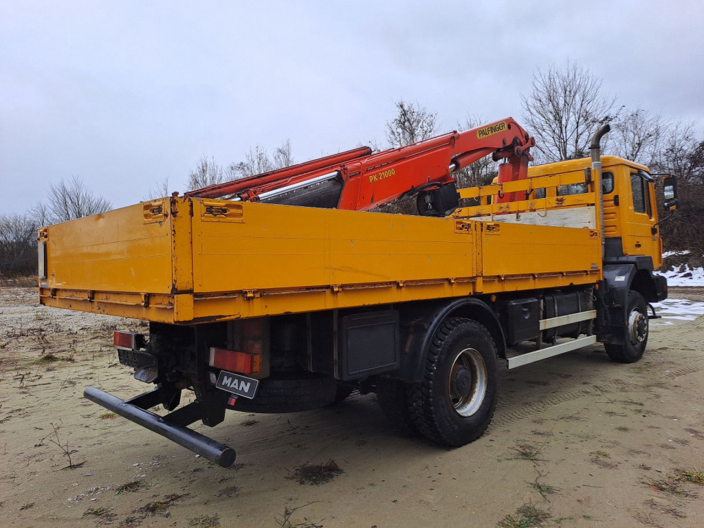 MAN 19.403 Pritsche 4x4 mit Palfingerkran PK 21000 mit Funk - Fernbedienung - Camión grúa: foto 4 MAN 19.403 Pritsche 4x4 mit Palfingerkran PK 21000 mit Funk - Fernbedienung - Camión grúa: foto 4