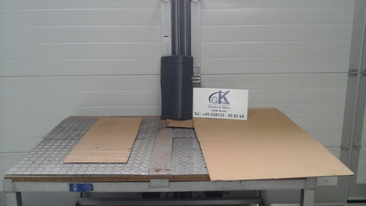 Neuwertige Kotflügelverlängerung MAN TGM / TG3 rechts, Artikel - Nr.: 81.61211 - 0158 - Guardabarros para Camión: foto 1 Neuwertige Kotflügelverlängerung MAN TGM / TG3 rechts, Artikel - Nr.: 81.61211 - 0158 - Guardabarros para Camión: foto 1