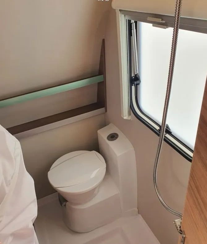 Caravana nuevo KNAUS SPORT 450 FU: foto 11 Caravana nuevo KNAUS SPORT 450 FU: foto 11