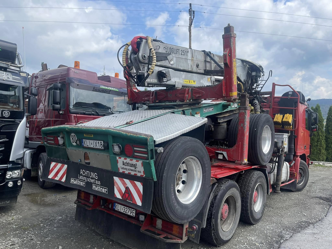 HUTTNER - Camión forestal, Camión grúa: foto 1 HUTTNER - Camión forestal, Camión grúa: foto 1