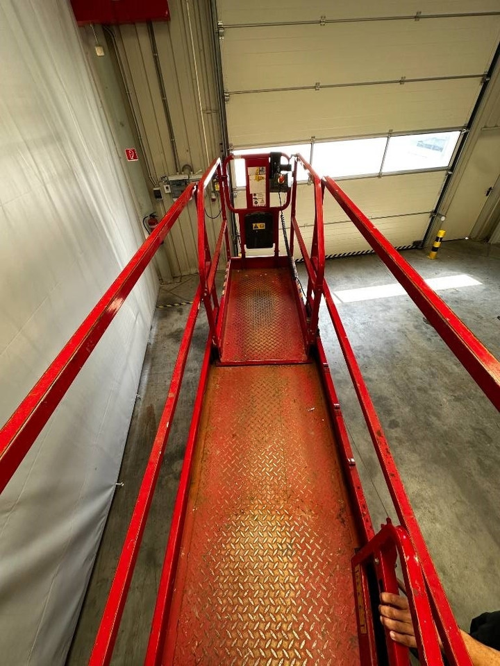 Magni ES 1008 E - Plataforma de tijeras: foto 5 Magni ES 1008 E - Plataforma de tijeras: foto 5