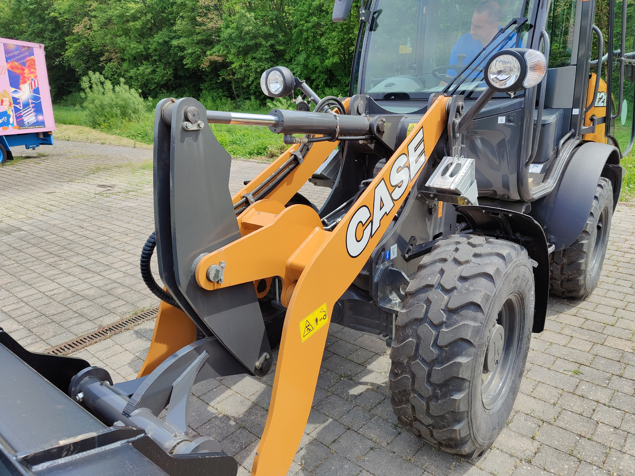 Case 121F STD ZB Radlader mit Schaufel ZB Kabine Klima HZG - Cargadora de ruedas: foto 4 Case 121F STD ZB Radlader mit Schaufel ZB Kabine Klima HZG - Cargadora de ruedas: foto 4