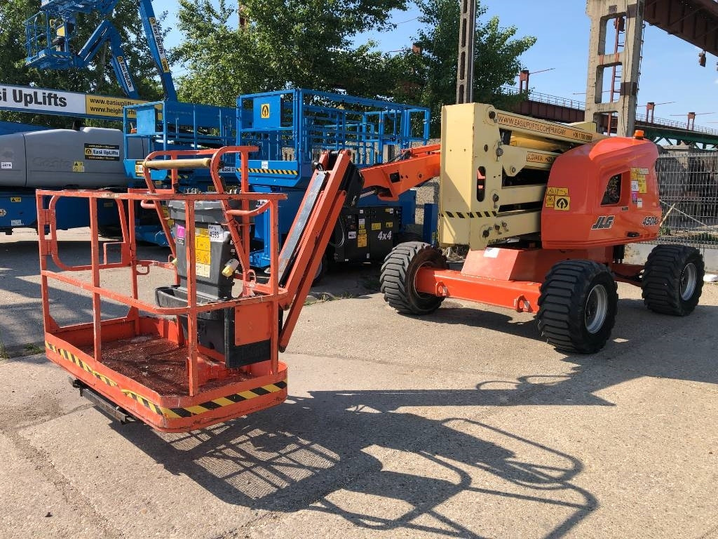 JLG 450 AJ - Plataforma articulada: foto 1 JLG 450 AJ - Plataforma articulada: foto 1