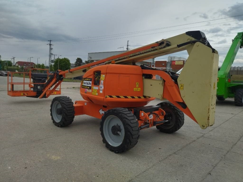 JLG 600 AJ - Plataforma articulada: foto 2 JLG 600 AJ - Plataforma articulada: foto 2
