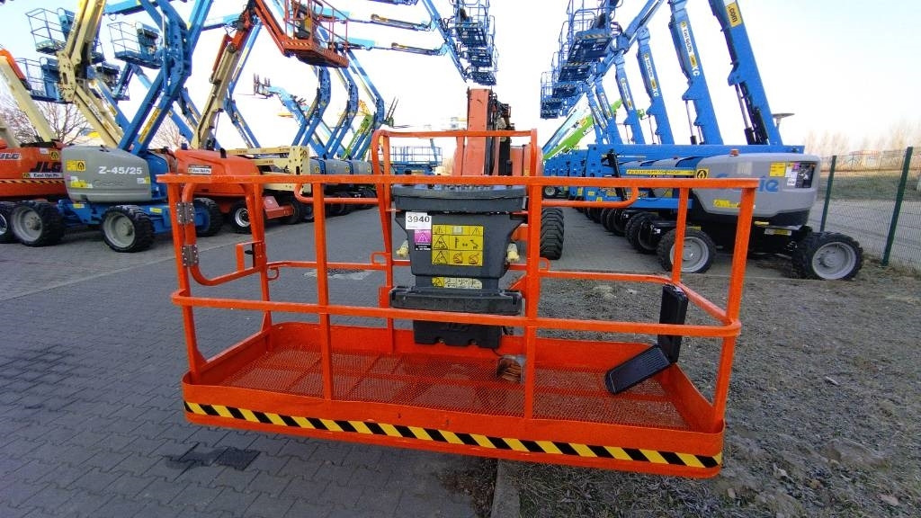 JLG 800 AJ - Plataforma articulada: foto 2 JLG 800 AJ - Plataforma articulada: foto 2