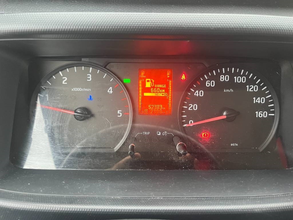 Nissan GSR B200PX - Plataforma de mástil vertical: foto 4 Nissan GSR B200PX - Plataforma de mástil vertical: foto 4