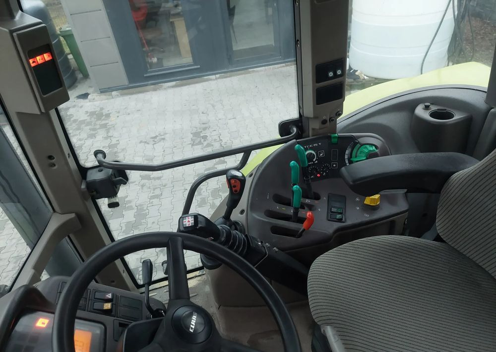 Claas 556 - Tractor: foto 5 Claas 556 - Tractor: foto 5