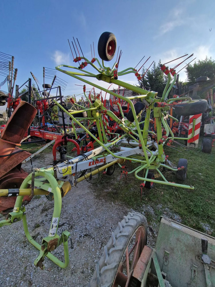 CLAAS VOLTO 770 T - Henificadora: foto 1 CLAAS VOLTO 770 T - Henificadora: foto 1