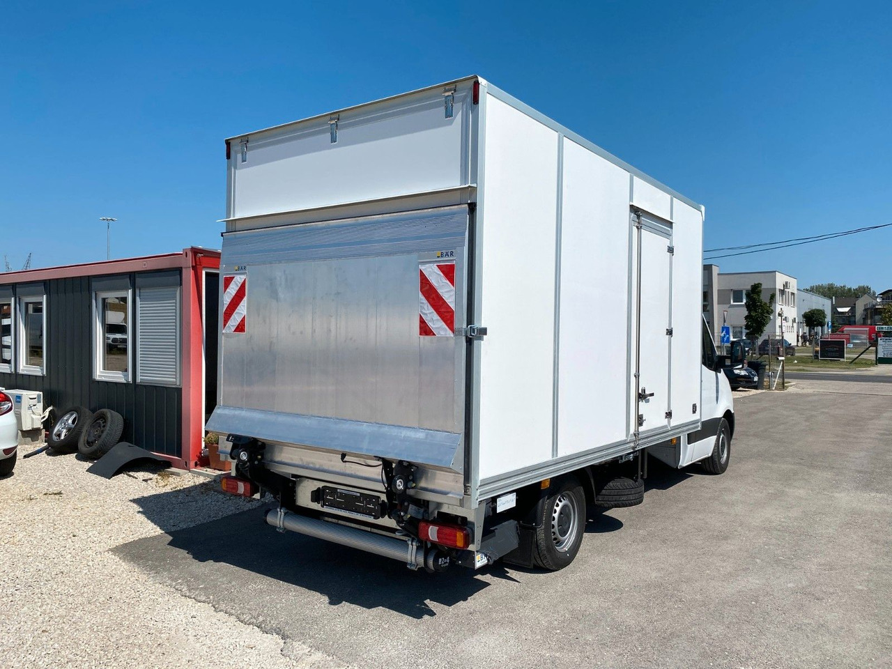 Mercedes-Benz Sprinter 317 Koffer+LBW - Furgoneta caja cerrada: foto 5 Mercedes-Benz Sprinter 317 Koffer+LBW - Furgoneta caja cerrada: foto 5