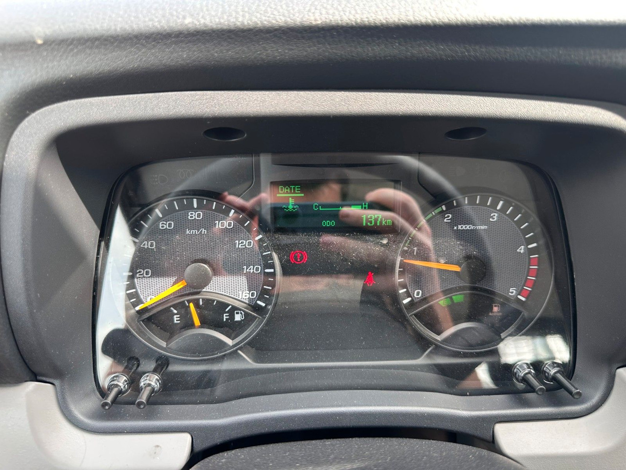 Mitsubishi Fuso Canter 3S13 Dreiseitenkipper - Volquete furgoneta: foto 4 Mitsubishi Fuso Canter 3S13 Dreiseitenkipper - Volquete furgoneta: foto 4