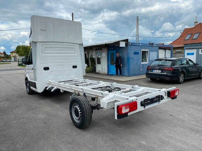 Volkswagen Crafter Pritsche Pritsche 35 lang FWD - Caja abierta furgoneta: foto 3 Volkswagen Crafter Pritsche Pritsche 35 lang FWD - Caja abierta furgoneta: foto 3