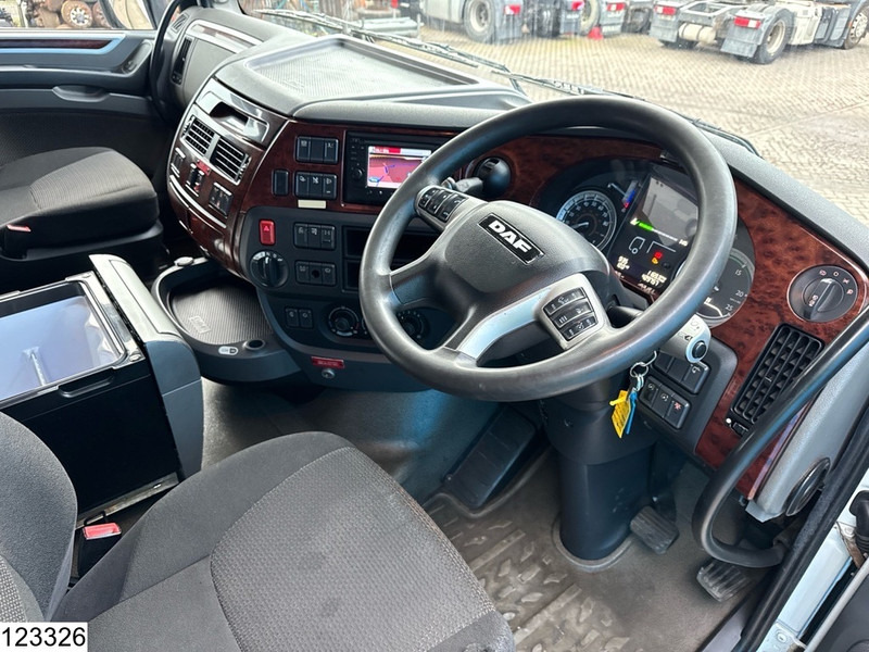 DAF XF 460 6x2,EURO 6, RHD, PTO, ACC - Cabeza tractora: foto 5 DAF XF 460 6x2,EURO 6, RHD, PTO, ACC - Cabeza tractora: foto 5