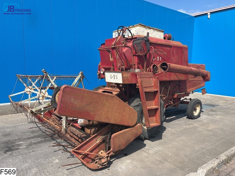 International 851 Mc Cormick International 851 - Cosechadora de granos: foto 1 International 851 Mc Cormick International 851 - Cosechadora de granos: foto 1