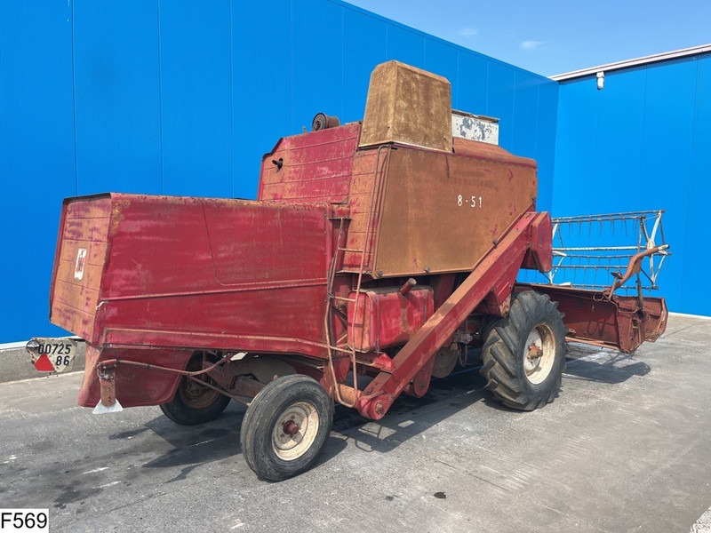 International 851 Mc Cormick International 851 - Cosechadora de granos: foto 3 International 851 Mc Cormick International 851 - Cosechadora de granos: foto 3