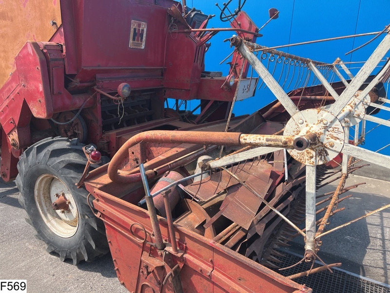 International 851 Mc Cormick International 851 - Cosechadora de granos: foto 5 International 851 Mc Cormick International 851 - Cosechadora de granos: foto 5