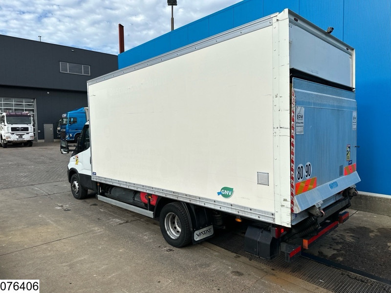 Iveco Daily 70C14 CNG EURO 6, Dhollandia, CNG - Camión caja cerrada: foto 2 Iveco Daily 70C14 CNG EURO 6, Dhollandia, CNG - Camión caja cerrada: foto 2