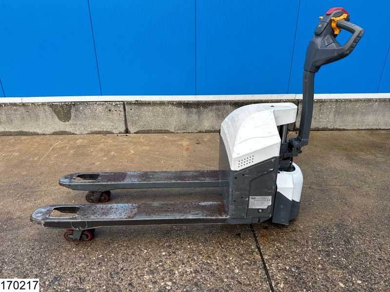 Leasing de Leva LPEPT1.5 1500 kg, 0.2 m, electric, 1317 hours Leva LPEPT1.5 1500 kg, 0.2 m, electric, 1317 hours: foto 10