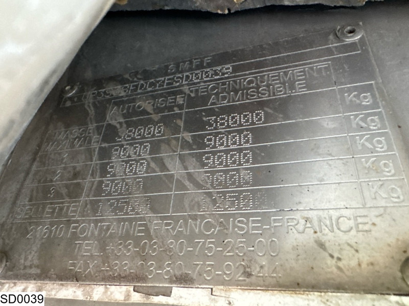 Magyar Chemie 32000 Liter - Semirremolque cisterna: foto 4 Magyar Chemie 32000 Liter - Semirremolque cisterna: foto 4