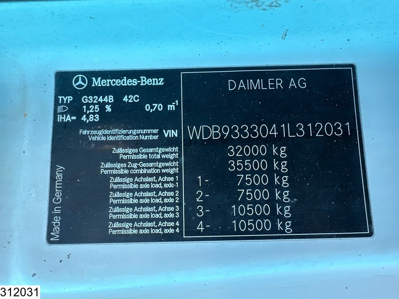 Mercedes-Benz Actros 3244 8x4, PUMI, Putzmeister, 24 MTR, Telligent 16 - Bomba de hormigón: foto 5 Mercedes-Benz Actros 3244 8x4, PUMI, Putzmeister, 24 MTR, Telligent 16 - Bomba de hormigón: foto 5