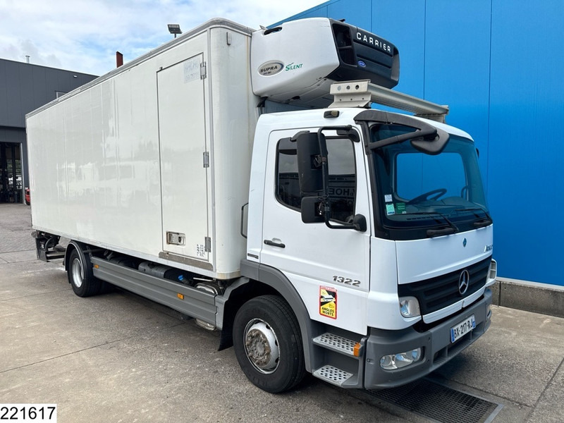 Mercedes-Benz Atego 1322 EURO5, Manual, Dhollandia, Chereau - Camión frigorífico: foto 3 Mercedes-Benz Atego 1322 EURO5, Manual, Dhollandia, Chereau - Camión frigorífico: foto 3