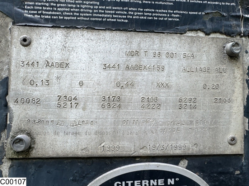 Trailor Fuel 40082 Litres, 9 Compartments - Semirremolque cisterna: foto 4 Trailor Fuel 40082 Litres, 9 Compartments - Semirremolque cisterna: foto 4