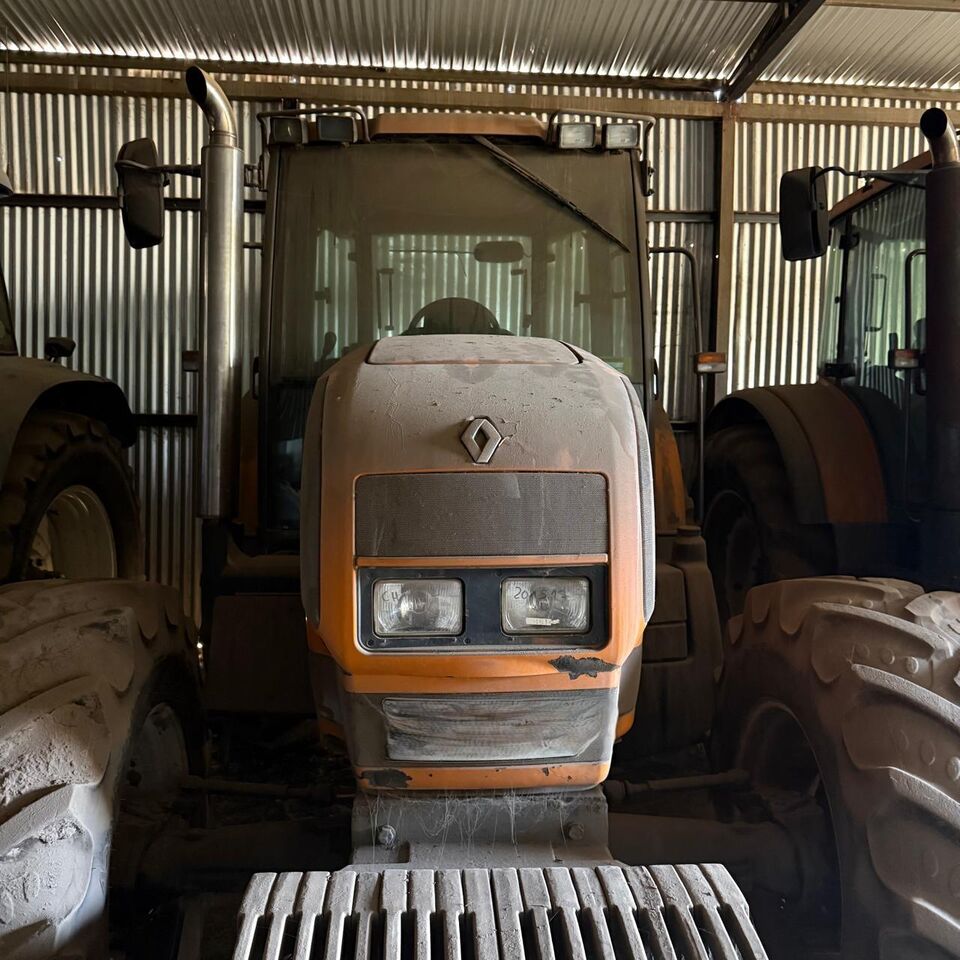 TRACTOR AGRICOLA RENAULTARES 710 RZ 4X4 - Tractor: foto 2 TRACTOR AGRICOLA RENAULTARES 710 RZ 4X4 - Tractor: foto 2