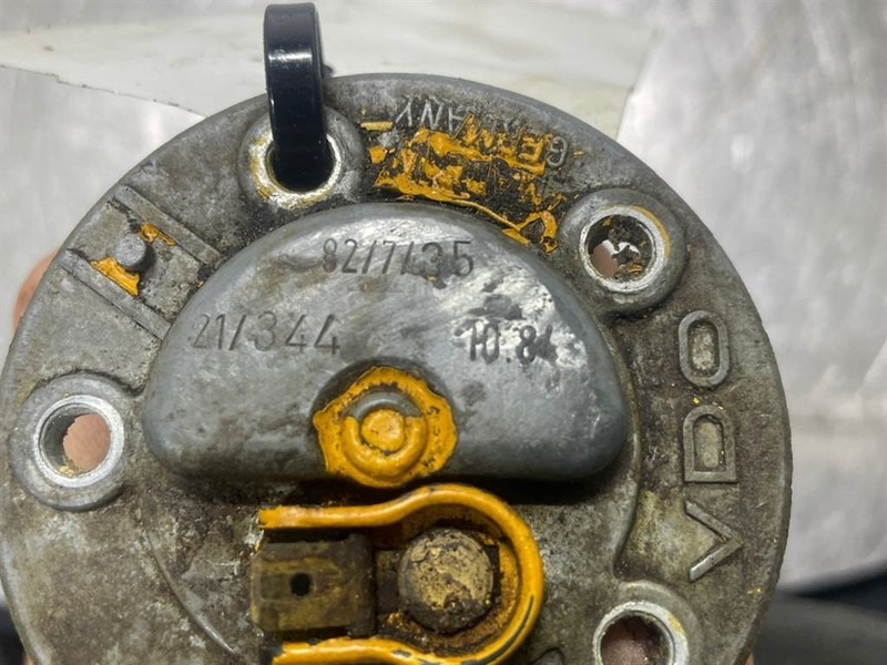 Ahlmann AL6 - Fuel indicator/Tankschwimmer/Tankvlotter - Bastidor/ Chasis para Maquinaria de construcción: foto 4 Ahlmann AL6 - Fuel indicator/Tankschwimmer/Tankvlotter - Bastidor/ Chasis para Maquinaria de construcción: foto 4